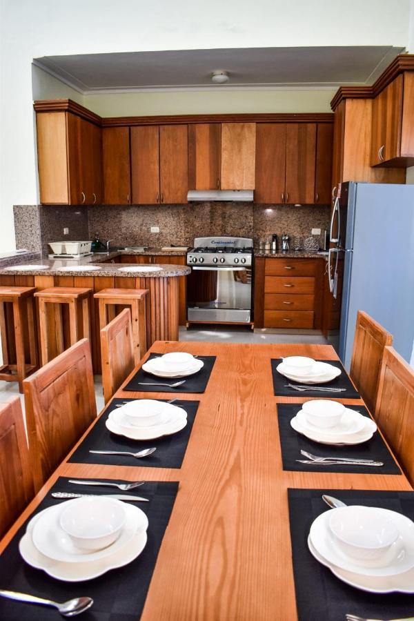 Hostal Palmas De Punta Cana F2 Esterno foto